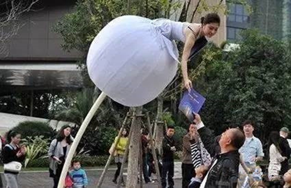 餐廳派傳單的N種姿勢 這樣發(fā)能省掉20萬的廣告費(fèi)！