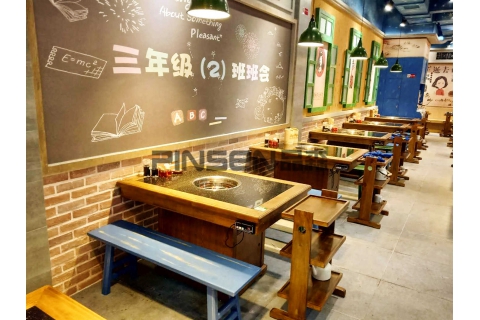 廣州無(wú)煙火鍋?zhàn)滥睦镉?><div><h3>廣州無(wú)煙火鍋?zhàn)滥睦镉?/h3><p>廣東是第一人口大省，而作為省會(huì)城市的廣州當(dāng)然也聚集了各種各樣的人，畢竟廣州也是一線大城市， 人口流動(dòng)很大， 這樣也就帶動(dòng)了廣州餐飲業(yè)的蓬勃發(fā)展，特別是越來(lái)越多人喜歡...</p><p>2020-10-19</p></div></a></li><li><a href=