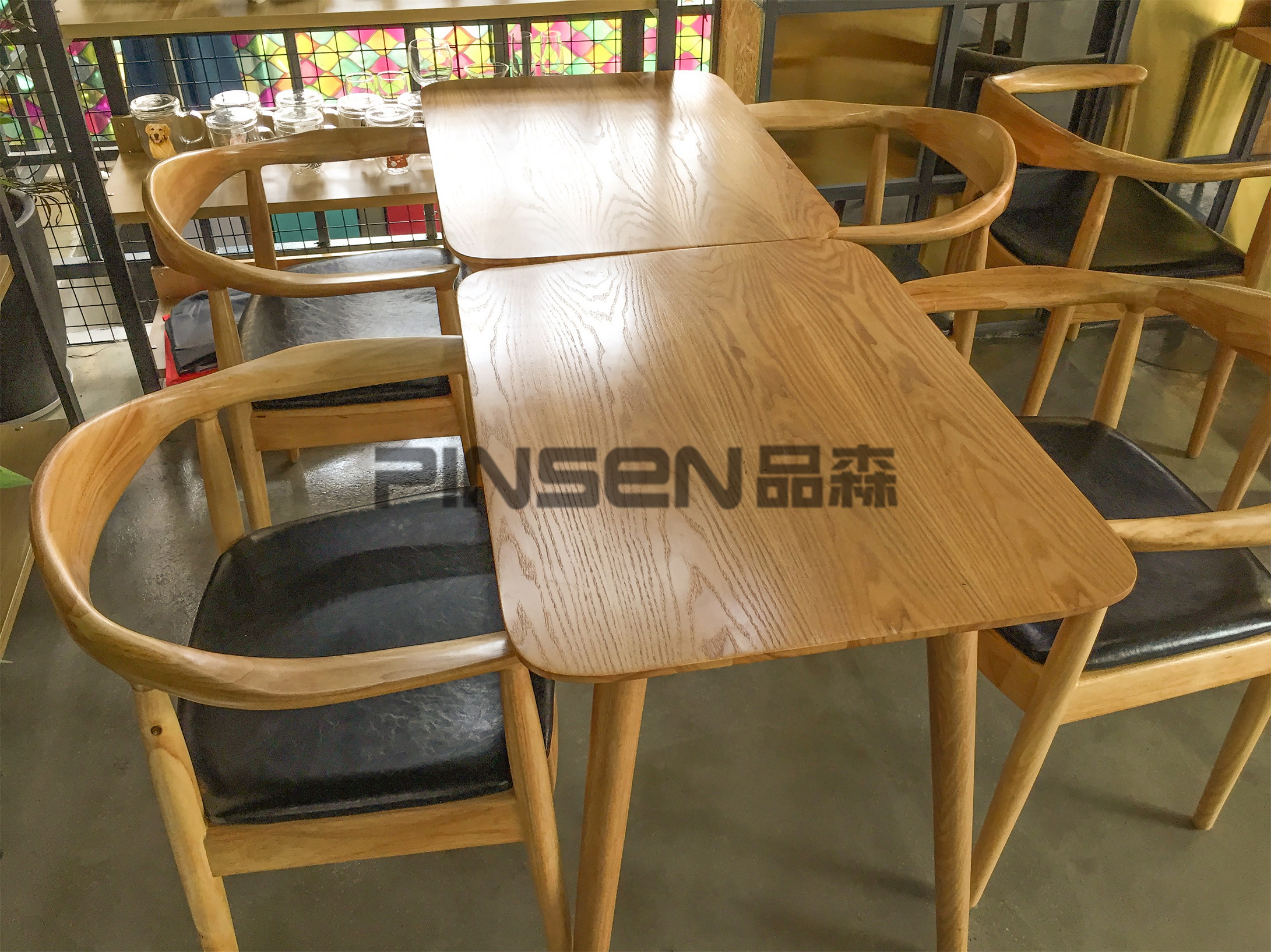 壹柒陸玖捌主題桌子卡座