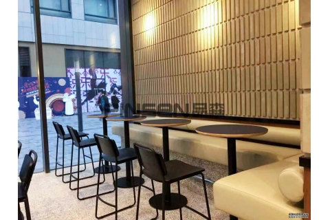 酒吧卡座沙發(fā)定做是否都喜歡用的真皮卡座沙發(fā)？