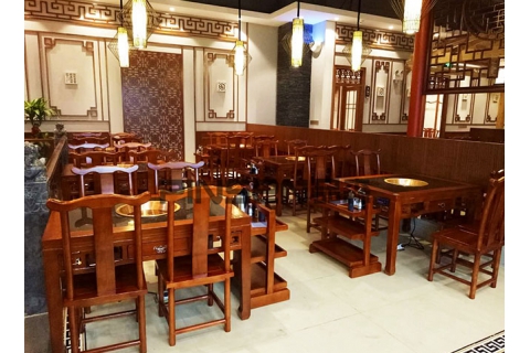 深圳哪里有火鍋店餐桌定制廠家，中式火鍋店設(shè)計(jì)要注意什么？