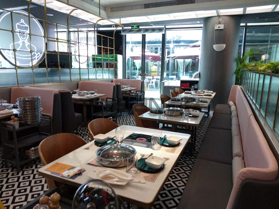 黃記煌三汁燜鍋火鍋桌椅定制