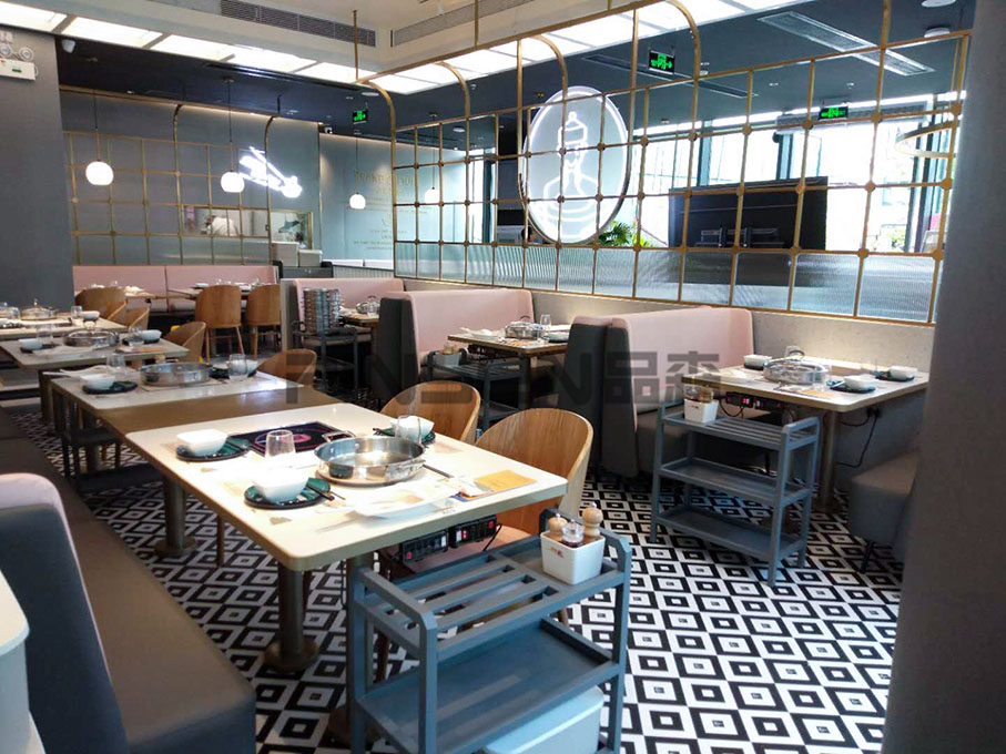 黃記煌三汁燜鍋火鍋桌椅定制