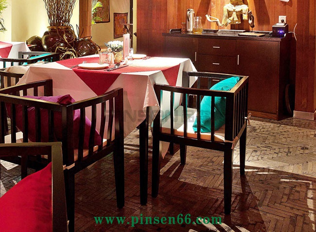 主題餐廳桌椅 主題餐廳西餐廳咖啡廳實木桌椅組合定酒店方形餐桌廠家定制直銷