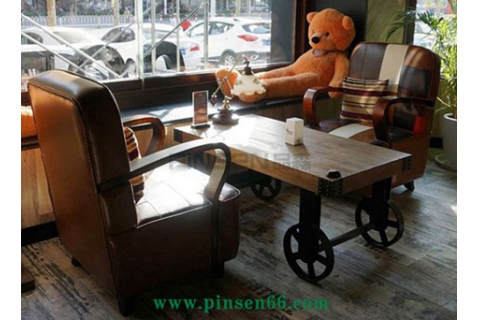 咖啡廳餐桌椅如何選擇？專業(yè)生產廠家告訴您
