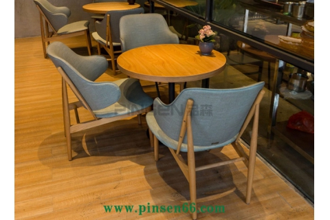 挑選咖啡廳桌椅時(shí)需要注意什么？